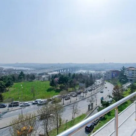 Spacious Duplex With Stunning Halic Views * Istambul