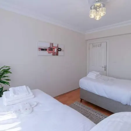 Διαμέρισμα Spacious Duplex With Stunning Halic Views