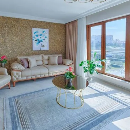 Spacious Duplex With Stunning Halic Views Διαμέρισμα