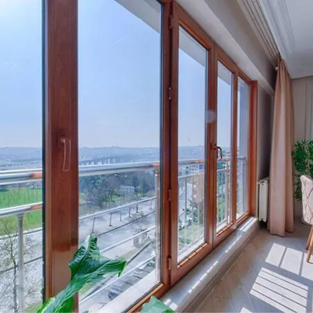 Spacious Duplex With Stunning Halic Views Appartement Istambul